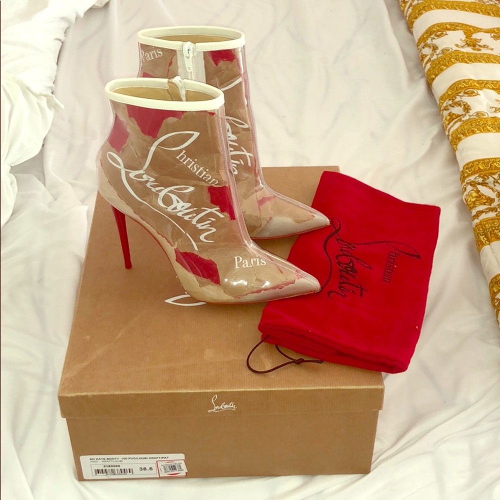 So Kate Louboutin Booty